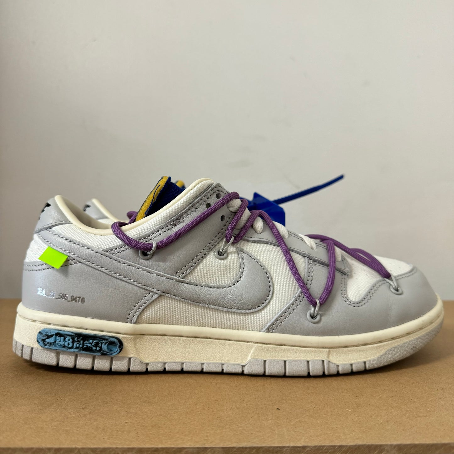 OFF-WHITE X NIKE DUNK LOW LOT 48 UK7.5 (USED)