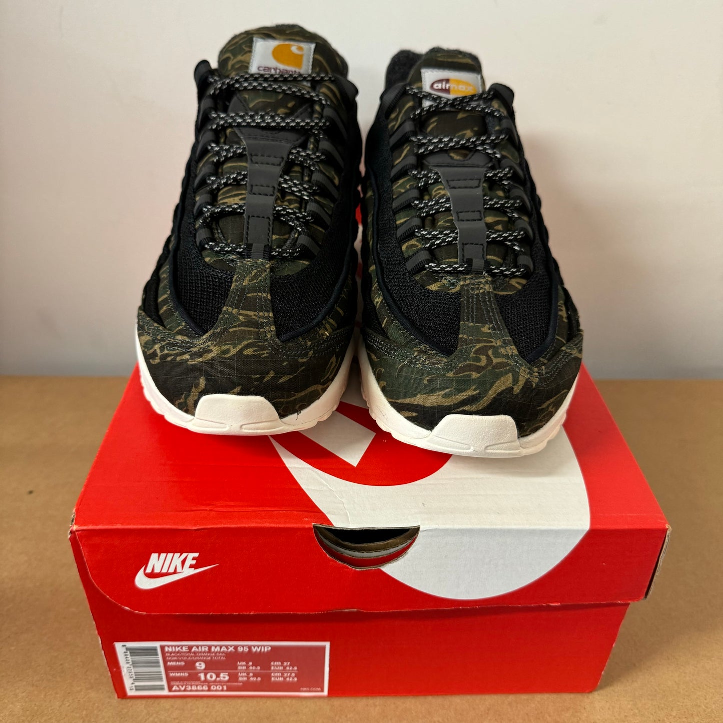 NIKE AIR MAX 95 CARHARTT UK8 (NEW)