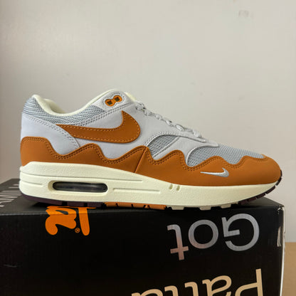 NIKE AIR MAX 1 PATTA MONARCH UK8 (NEW)