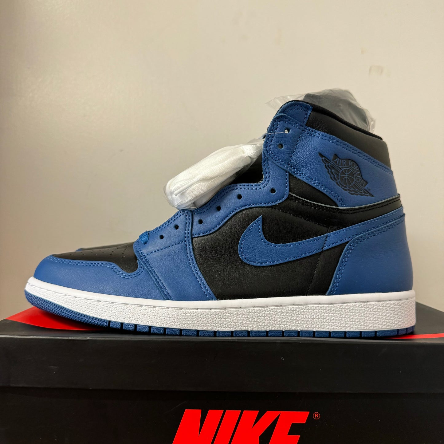 AIR JORDAN 1 HIGH MARINA BLUE UK11.5 (NEW)