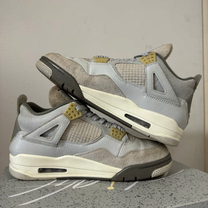 AIR JORDAN 4 CRAFT PHOTON DUST UK8 (USED)