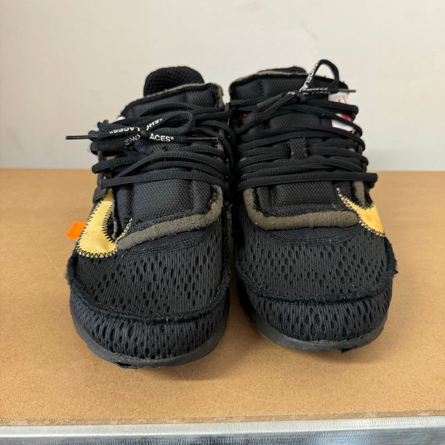 OFF-WHITE X NIKE AIR PRESTO BLACK UK7 (USED)