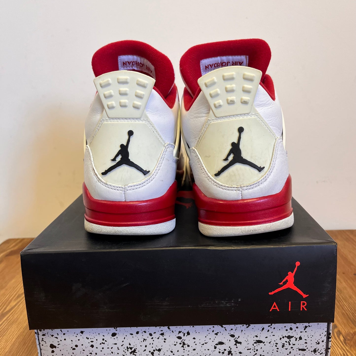 AIR JORDAN 4 ALTERNATE 89 UK9 (USED)