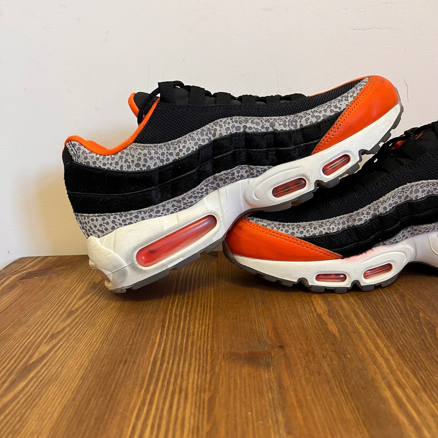 NIKE AIR MAX 95 SAFARI BLACK UK7 (USED)