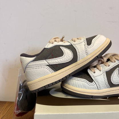 AIR JORDAN 1 LOW TRAVIS SCOTT REVERSE MOCHA (TD) UK 6.5 (NEW)