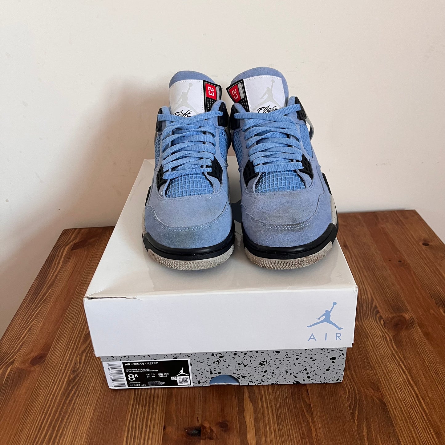 AIR JORDAN 4 UNIVERSITY BLUE UK7.5 (USED)