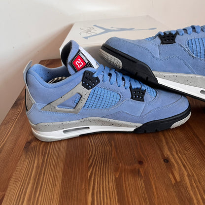 AIR JORDAN 4 UNIVERSITY BLUE UK7.5 (USED)