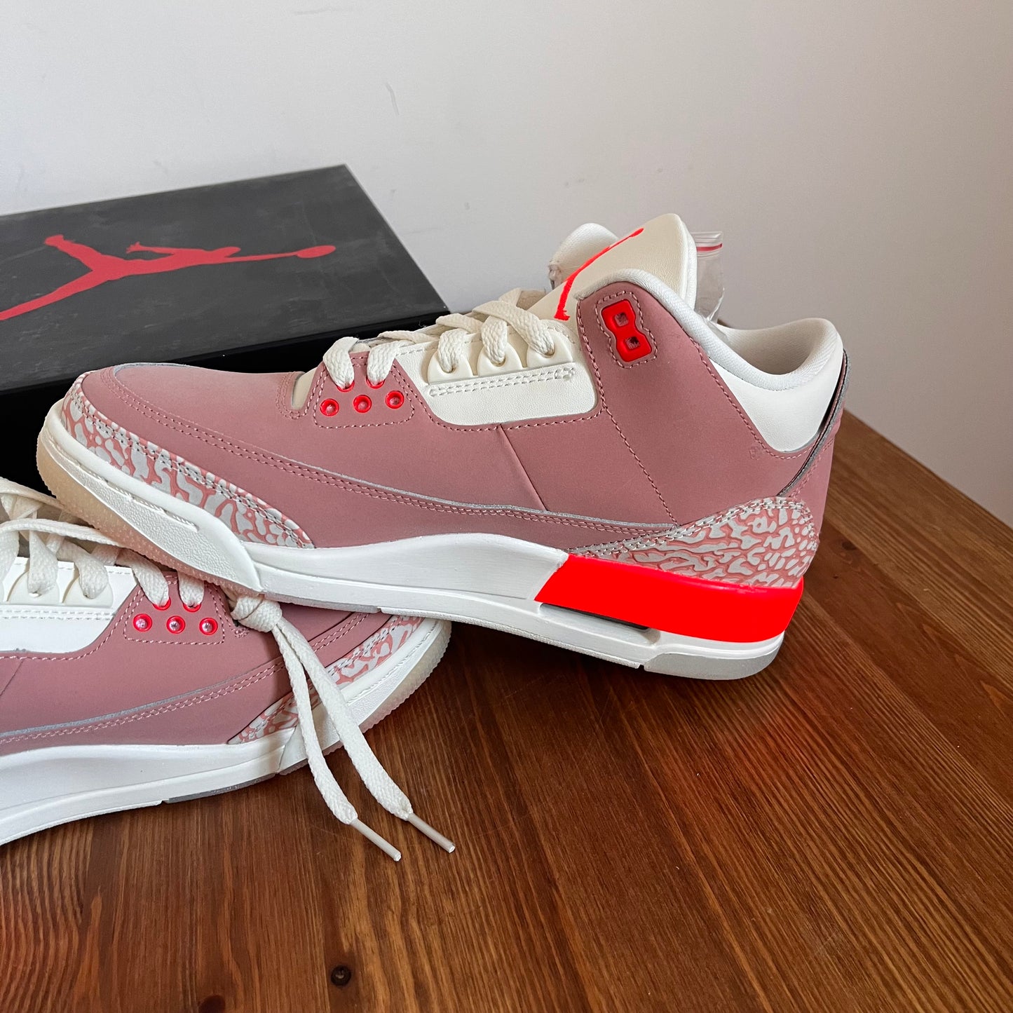 AIR JORDAN 3 RUST PINK (W) UK6.5 (NEW)