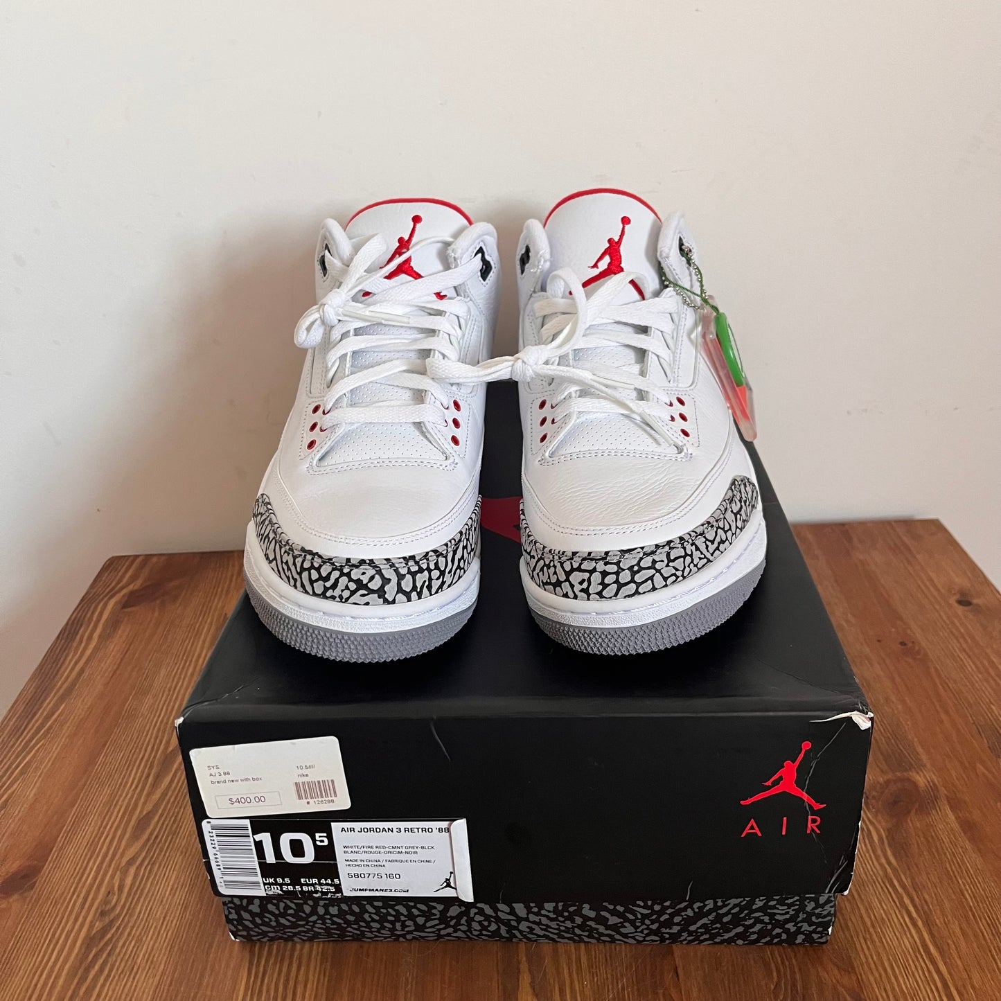 AIR JORDAN 3 WHITE CEMENT 1988 DUNK CONTEST UK9.5 (NEW)