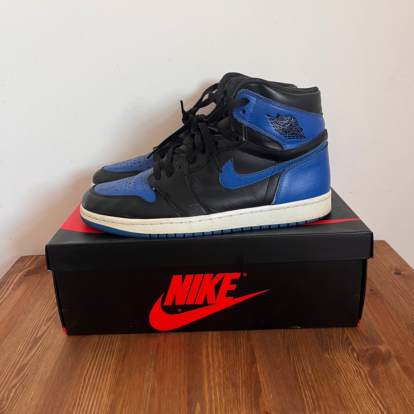 AIR JORDAN 1 HIGH ROYAL 2017 UK9.5 (USED)