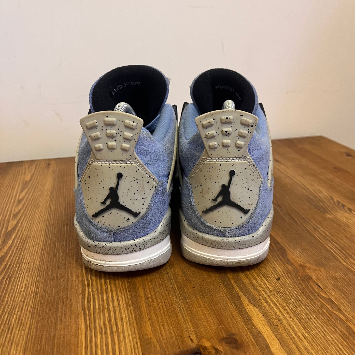 AIR JORDAN 4 UNIVERSITY BLUE (GS) UK6 (USED)