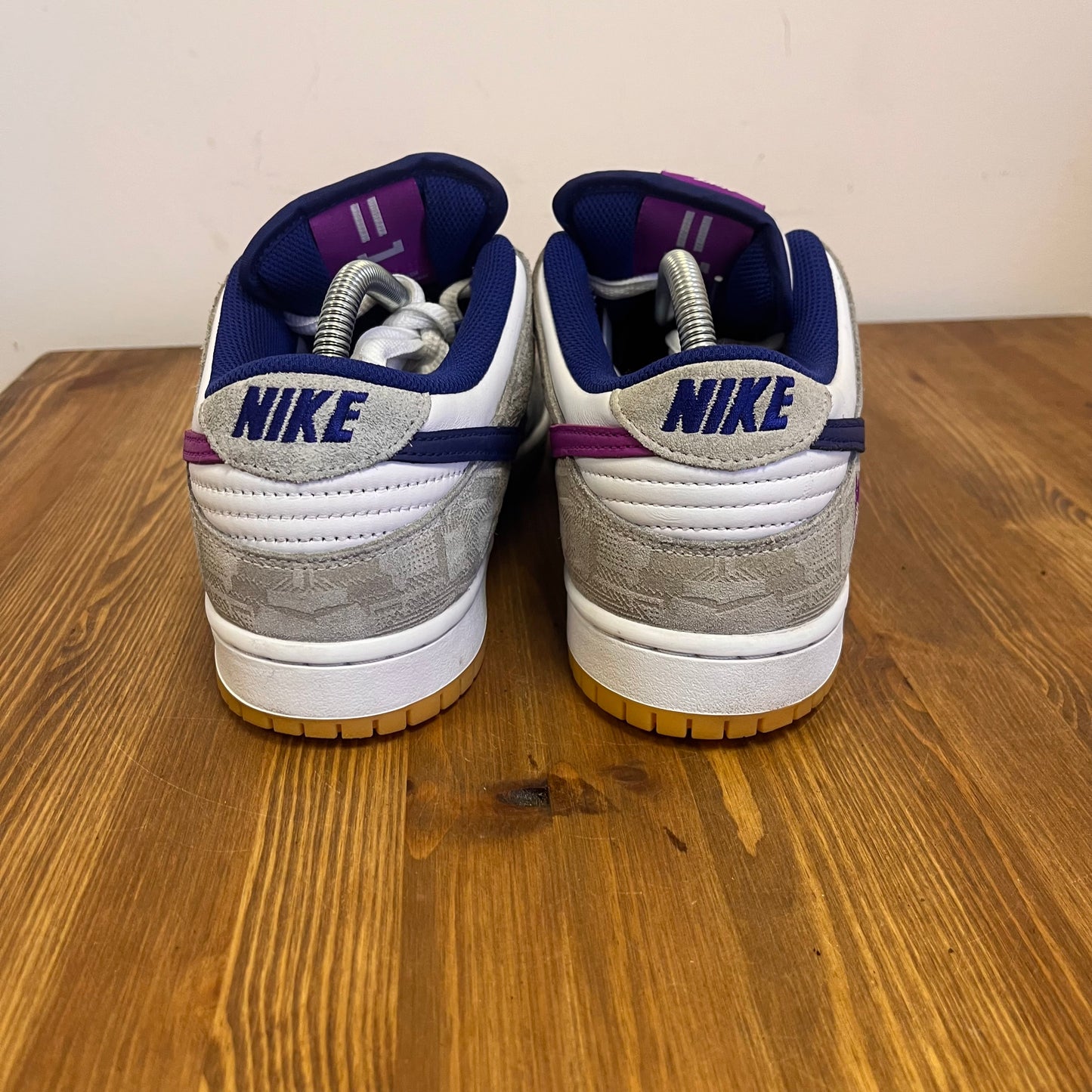 NIKE DUNK LOW SB RAYSSA LEAL UK8 (USED)