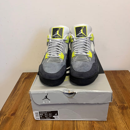 AIR JORDAN 4 NEON 95 UK8.5 (USED)