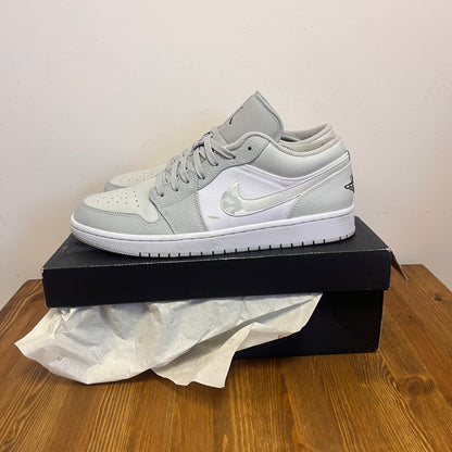 AIR JORDAN 1 LOW WHITE CAMO UK11 (USED)