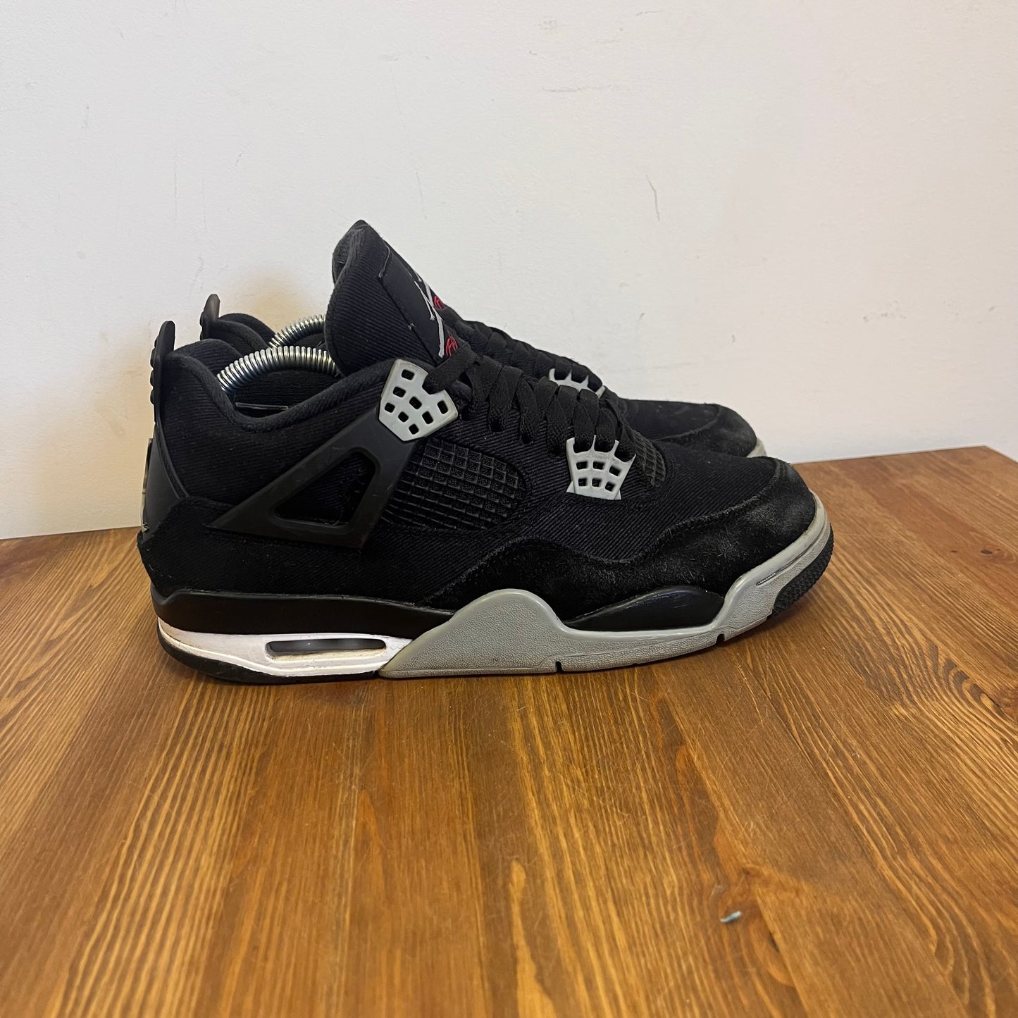 AIR JORDAN 4 BLACK CANVAS UK7.5 (USED)