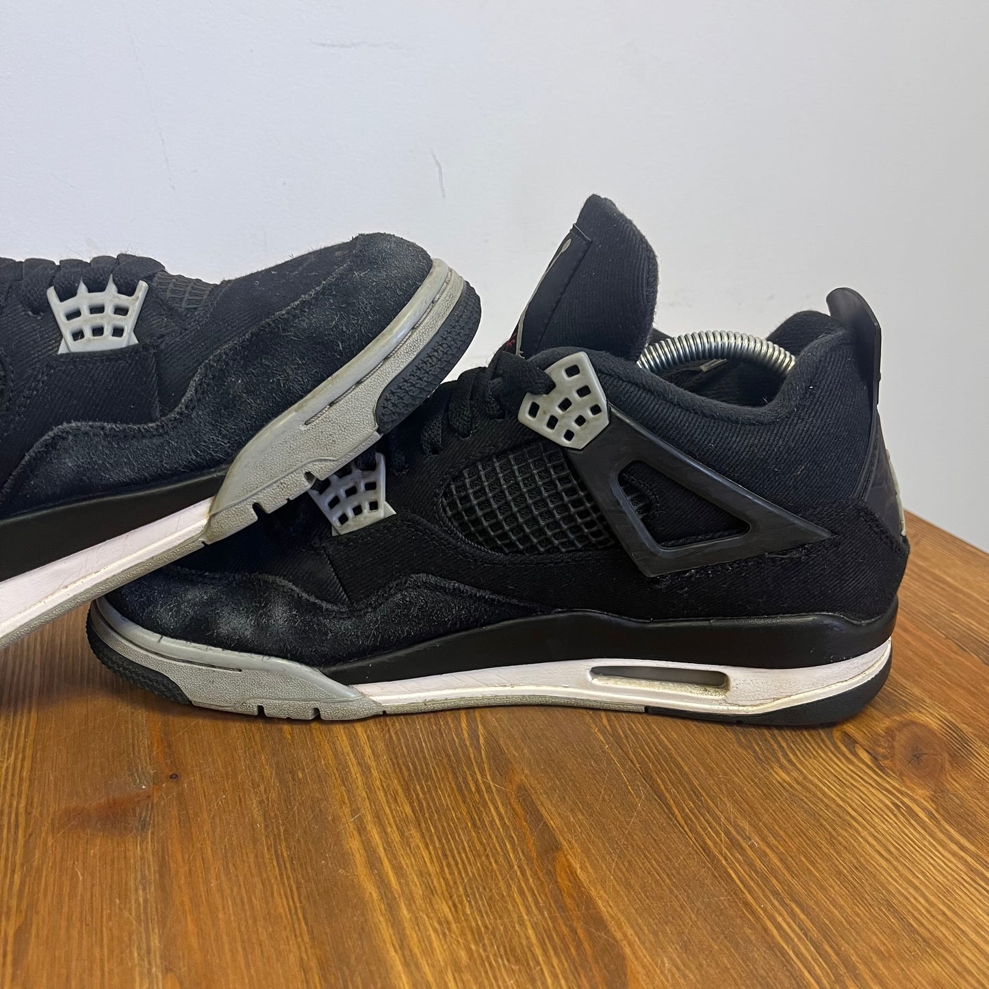 AIR JORDAN 4 BLACK CANVAS UK7.5 (USED)