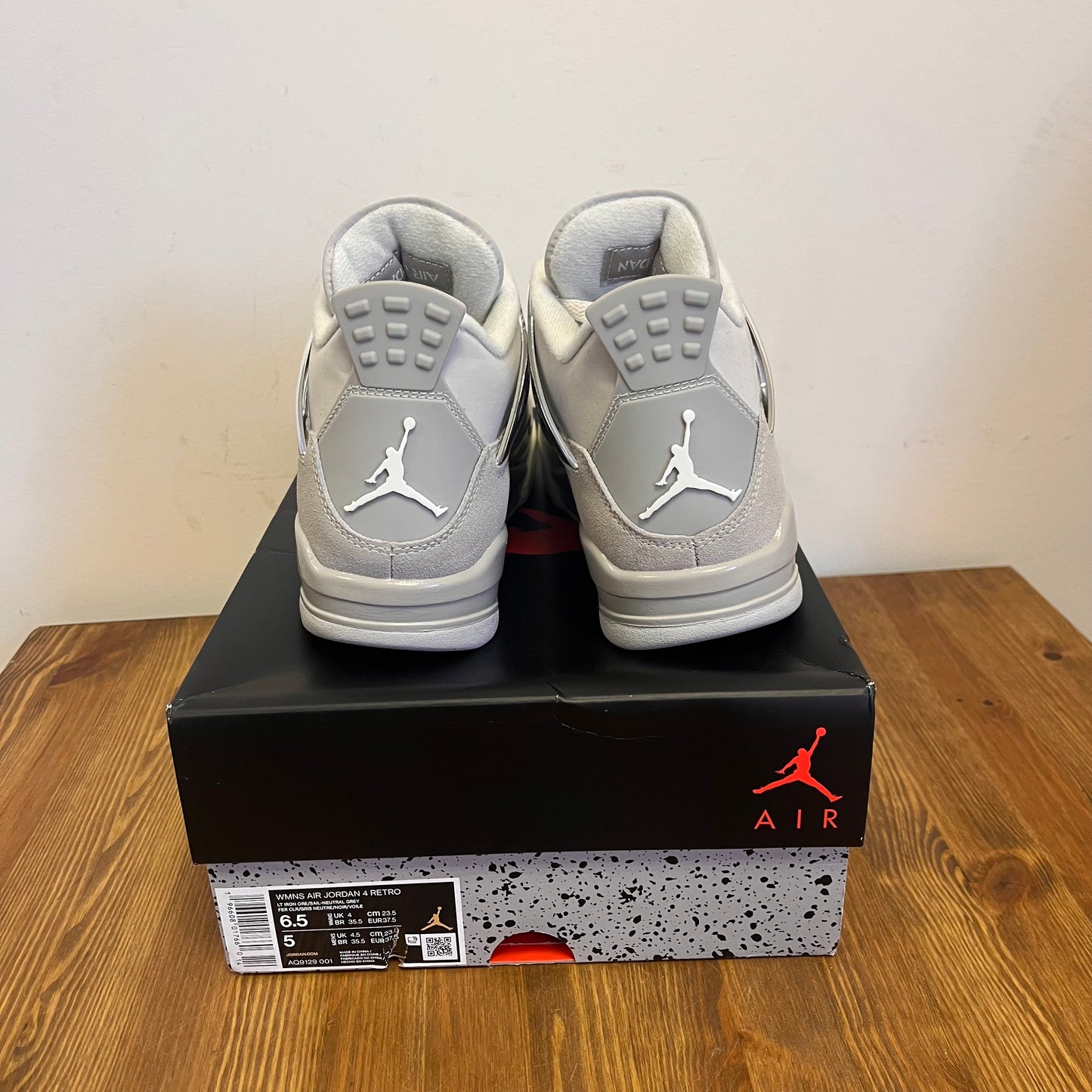 AIR JORDAN 4 FROZEN MOMENTS (W) UK4 (USED)