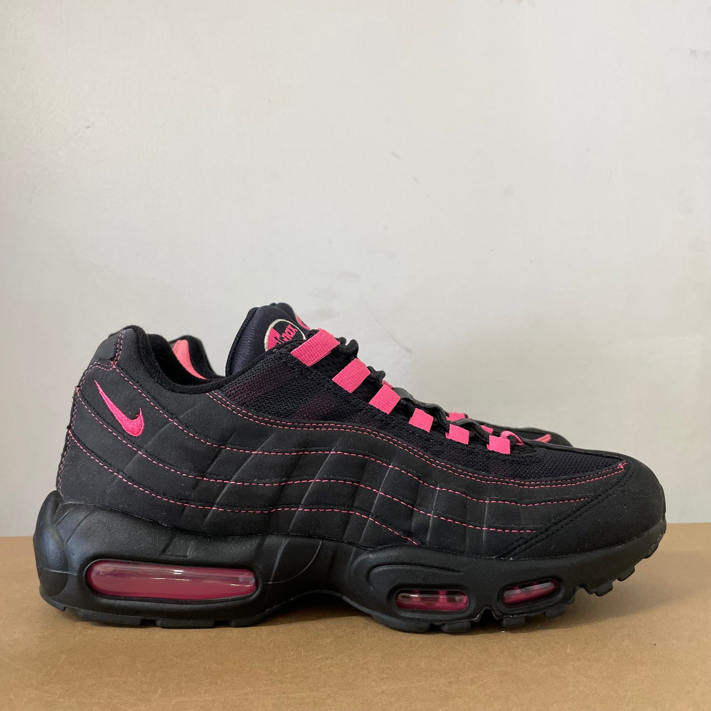 NIKE AIR MAX 95 PINK BLAST UK9.5 (USED)