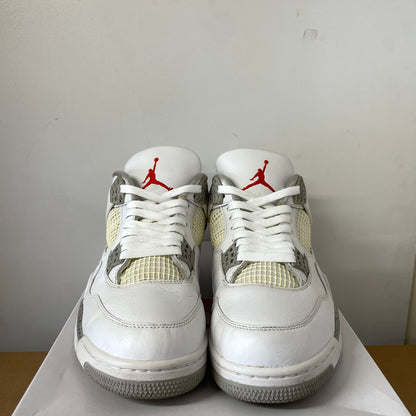 AIR JORDAN 4 WHITE OREO UK10 (USED)