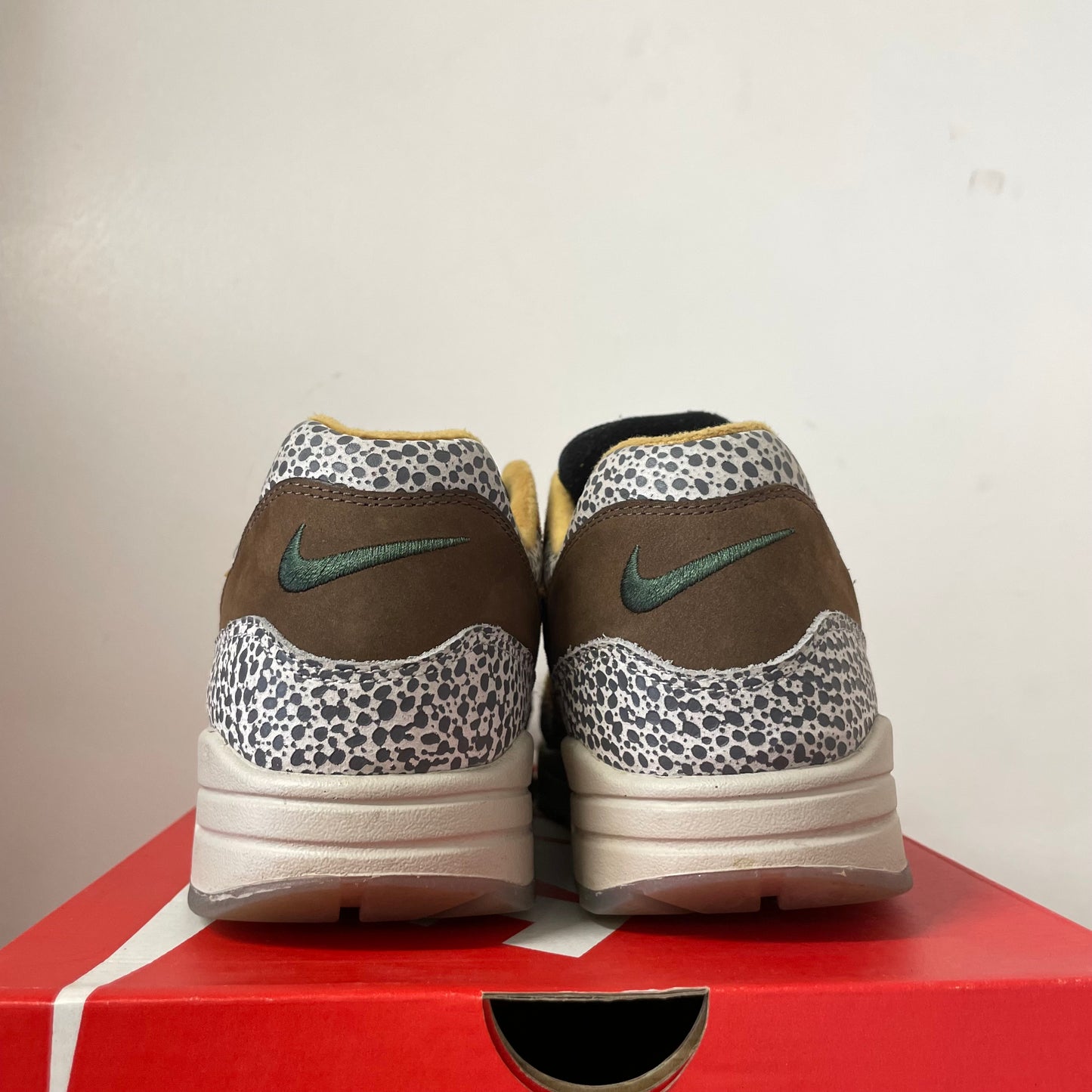 NIKE AIR MAX 1 ATMOS SAFARI 2016 UK9 (USED)