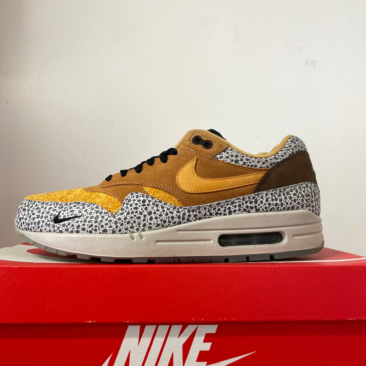 NIKE AIR MAX 1 ATMOS SAFARI 2016 UK9 (USED)