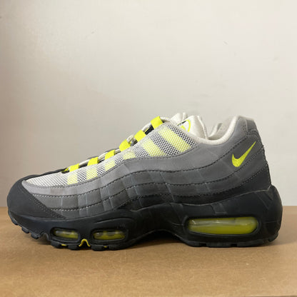 NIKE AIR MAX 95 NEON 2020 UK6 (USED)