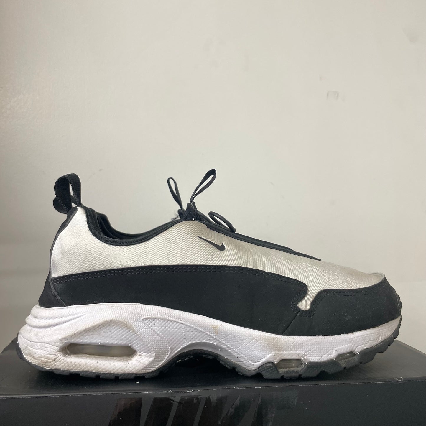 NIKE AIR SUNDER CDG WHITE BLACK UK8 (USED)