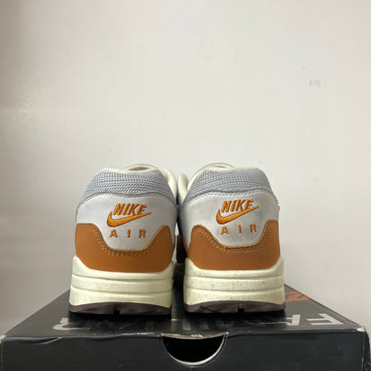 NIKE AIR MAX 1 PATTA MONARCH UK9 (USED)