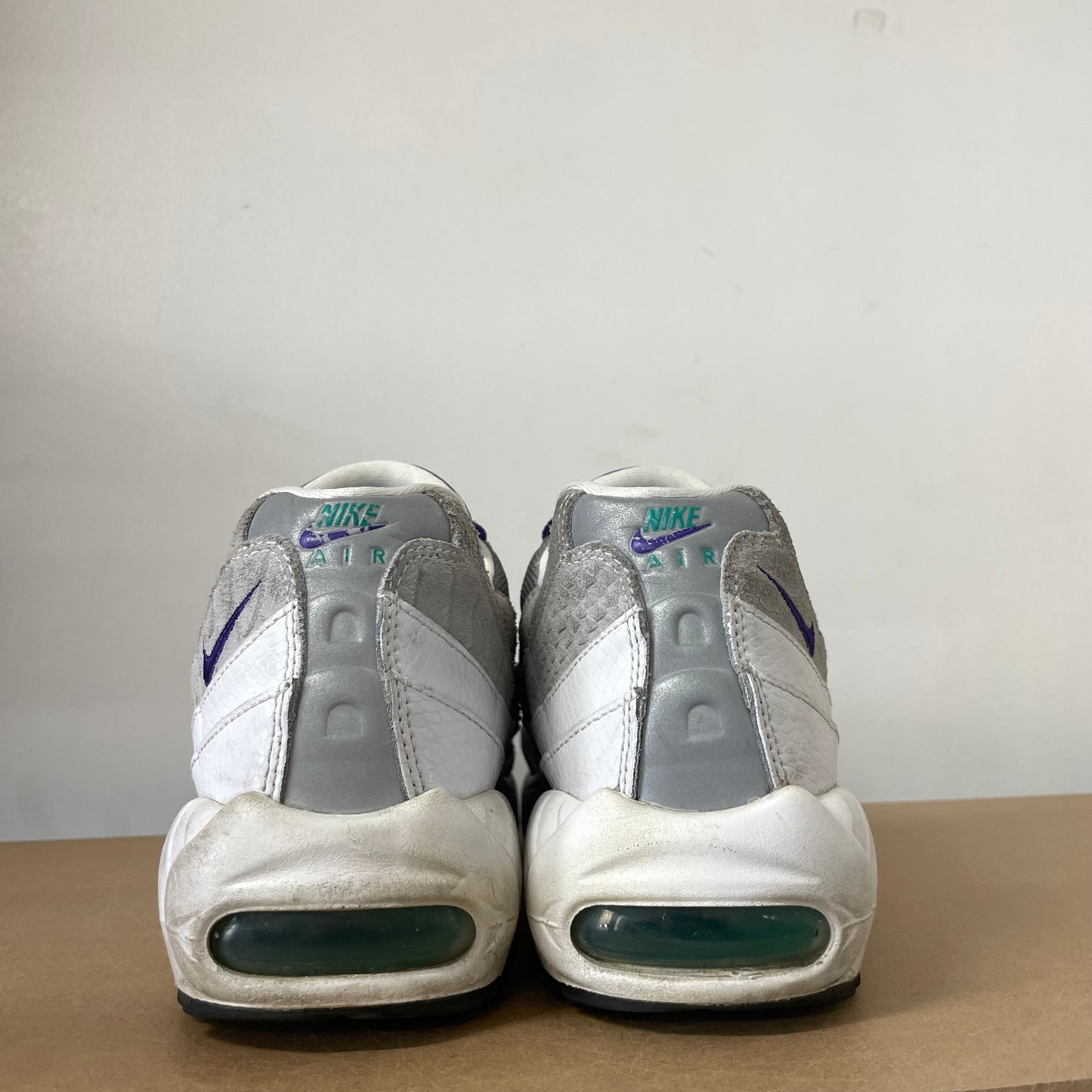 NIKE AIR MAX 95 WHITE GRAPE UK8.5 (USED)