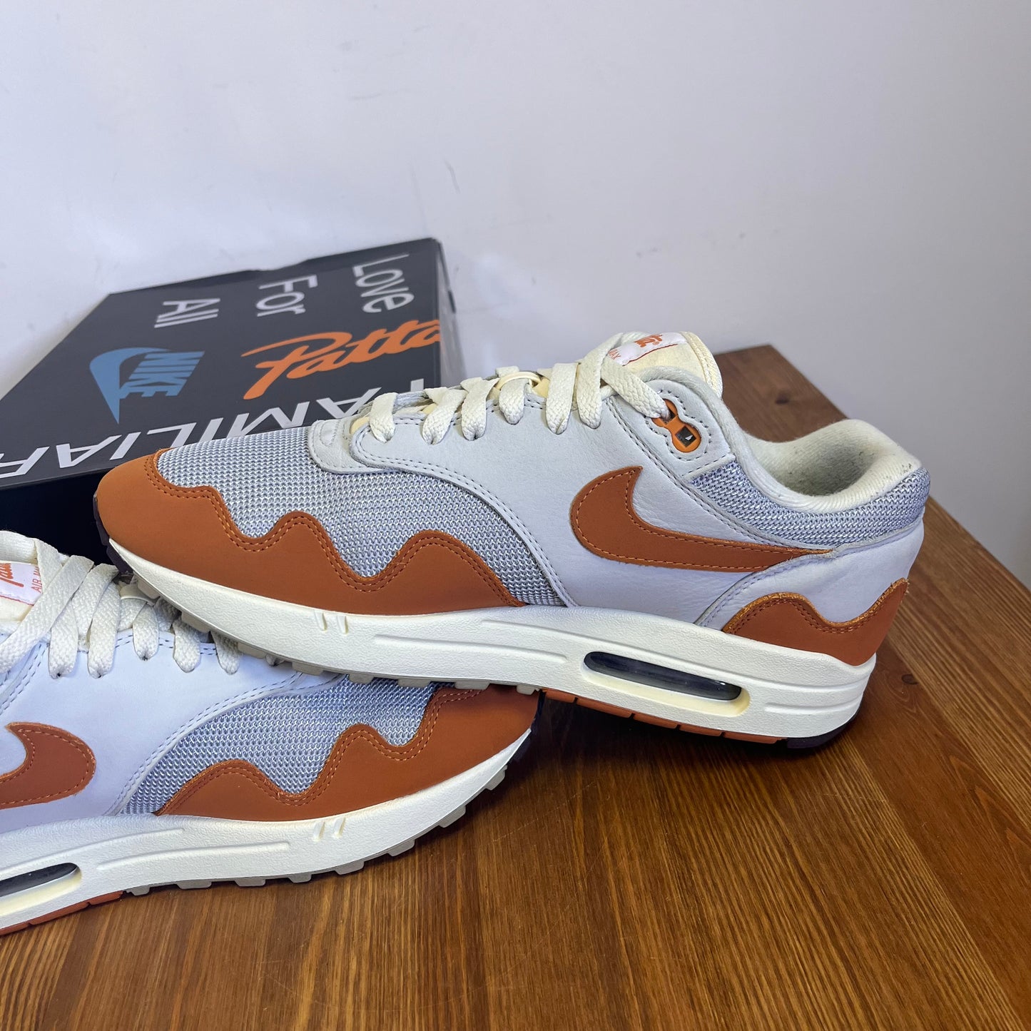 NIKE AIR MAX 1 PATTA MONARCH UK8.5 (USED)