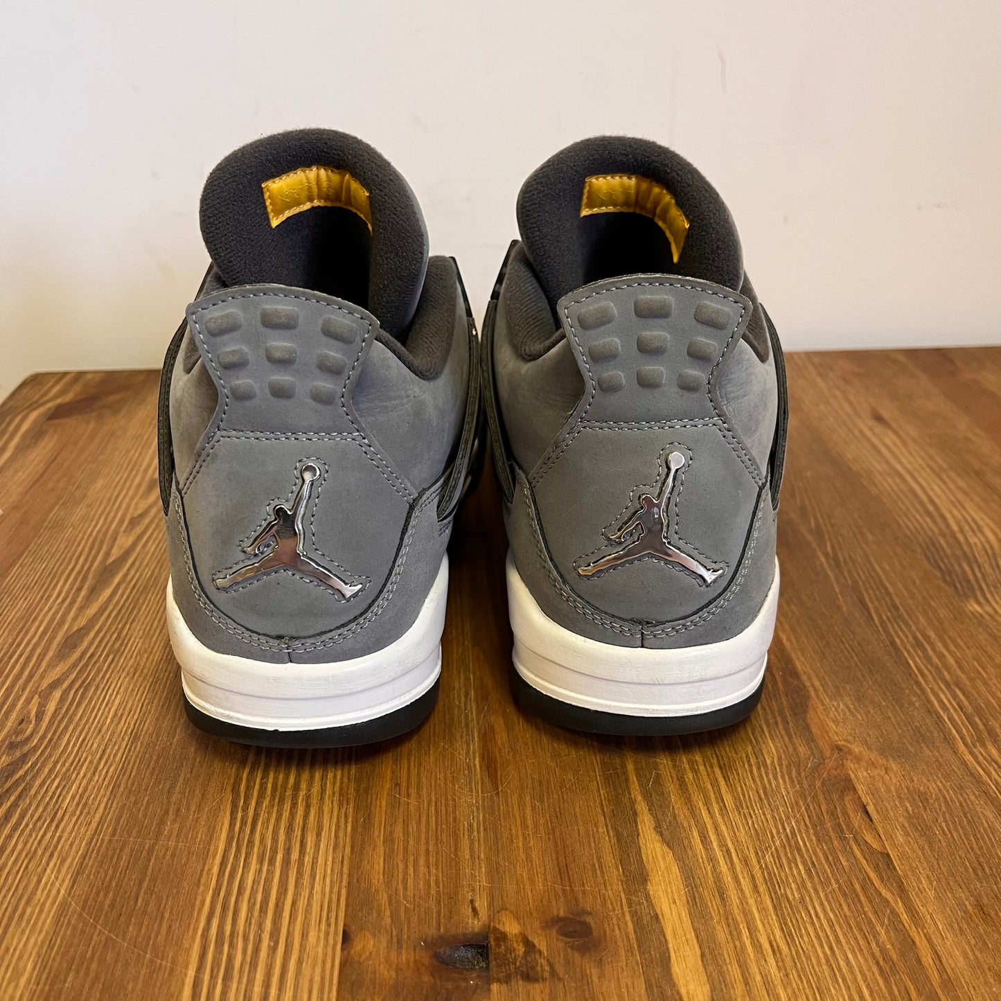 AIR JORDAN 4 COOL GREY 2019 UK8 (USED)