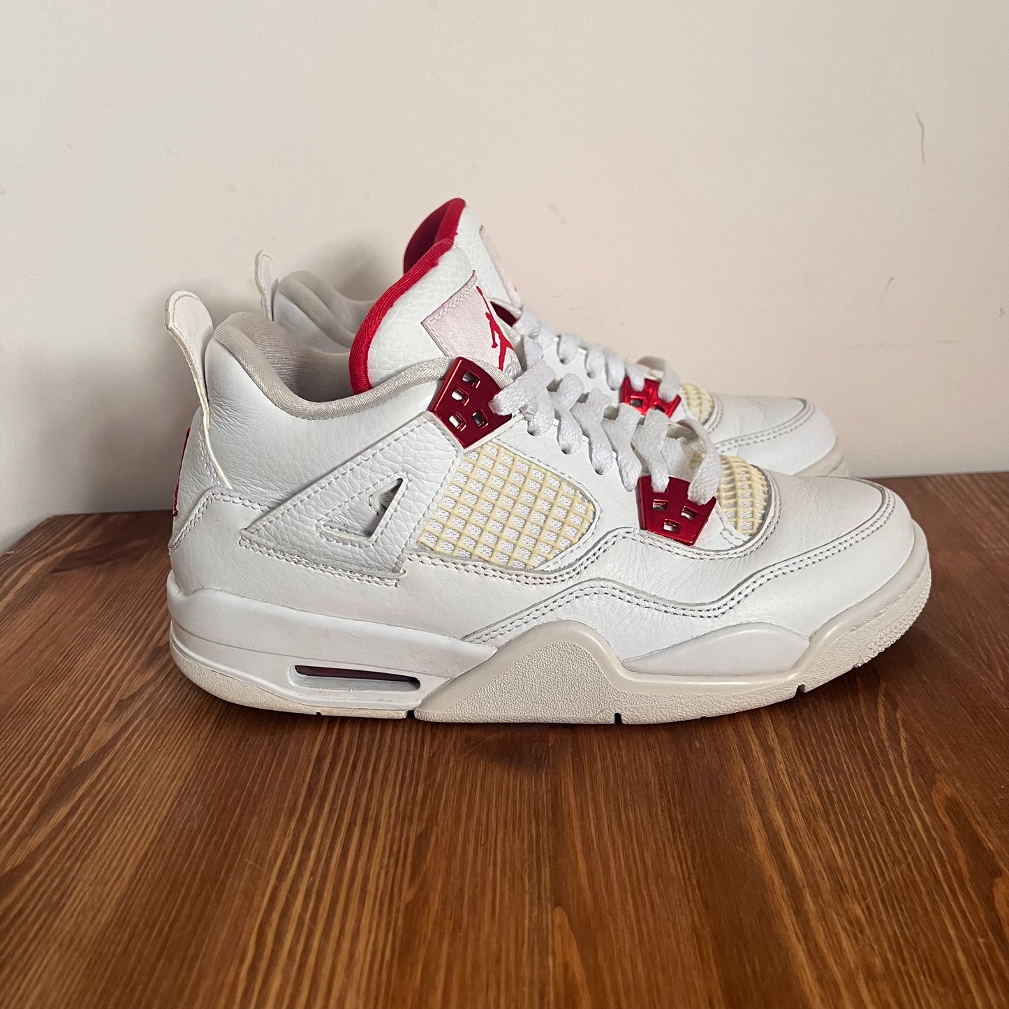 AIR JORDAN 4 METALLIC RED (GS) UK5 (USED)