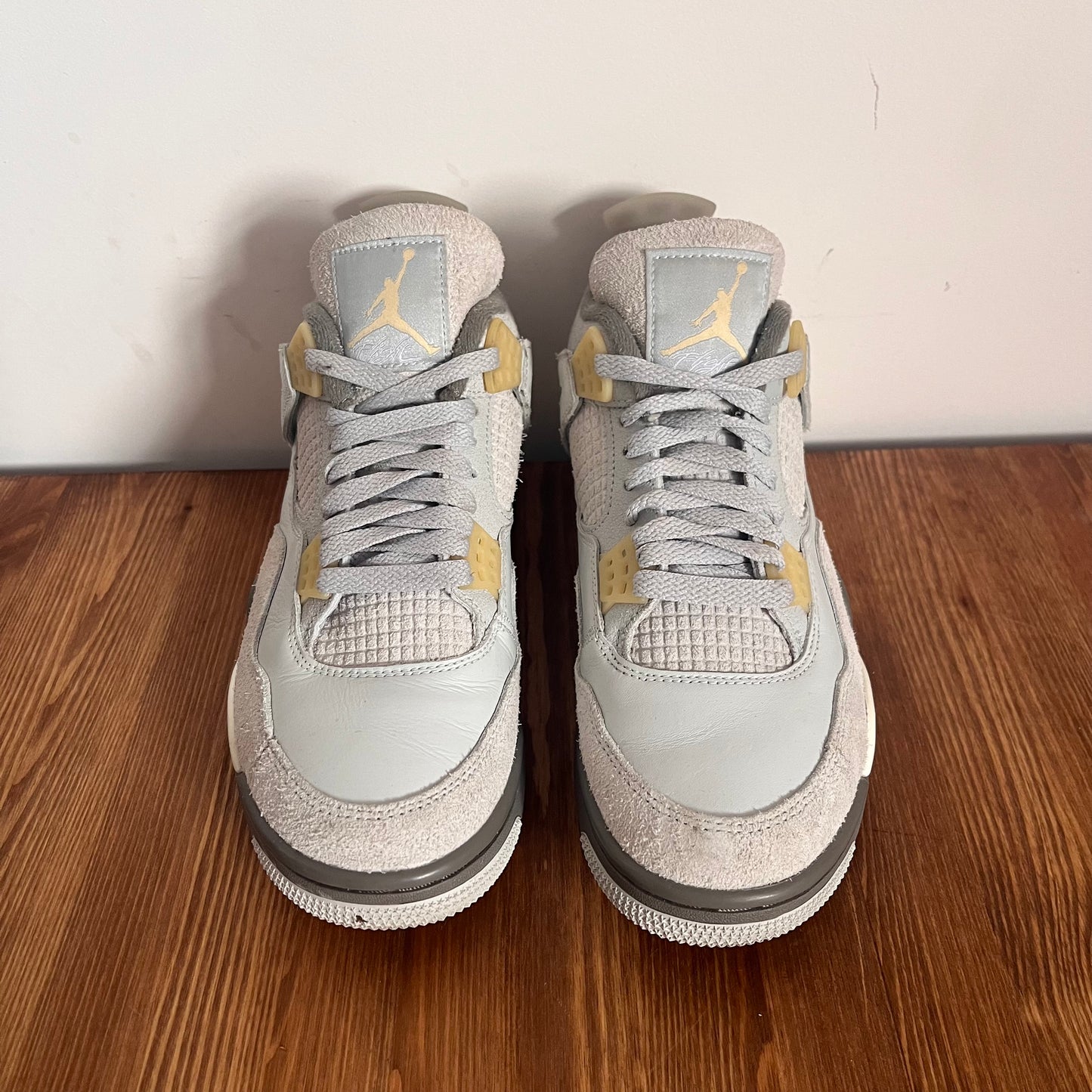 AIR JORDAN 4 CRAFT PHOTON DUST UK6 (USED)