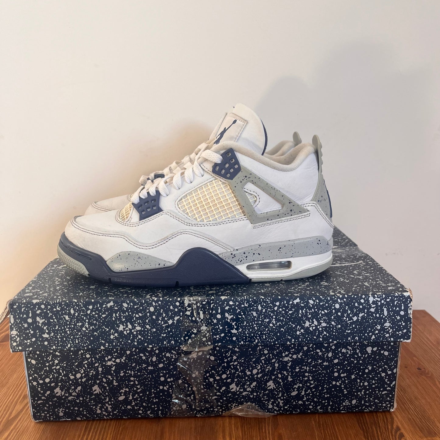 AIR JORDAN 4 MIDNIGHT NAVY UK6 (USED)