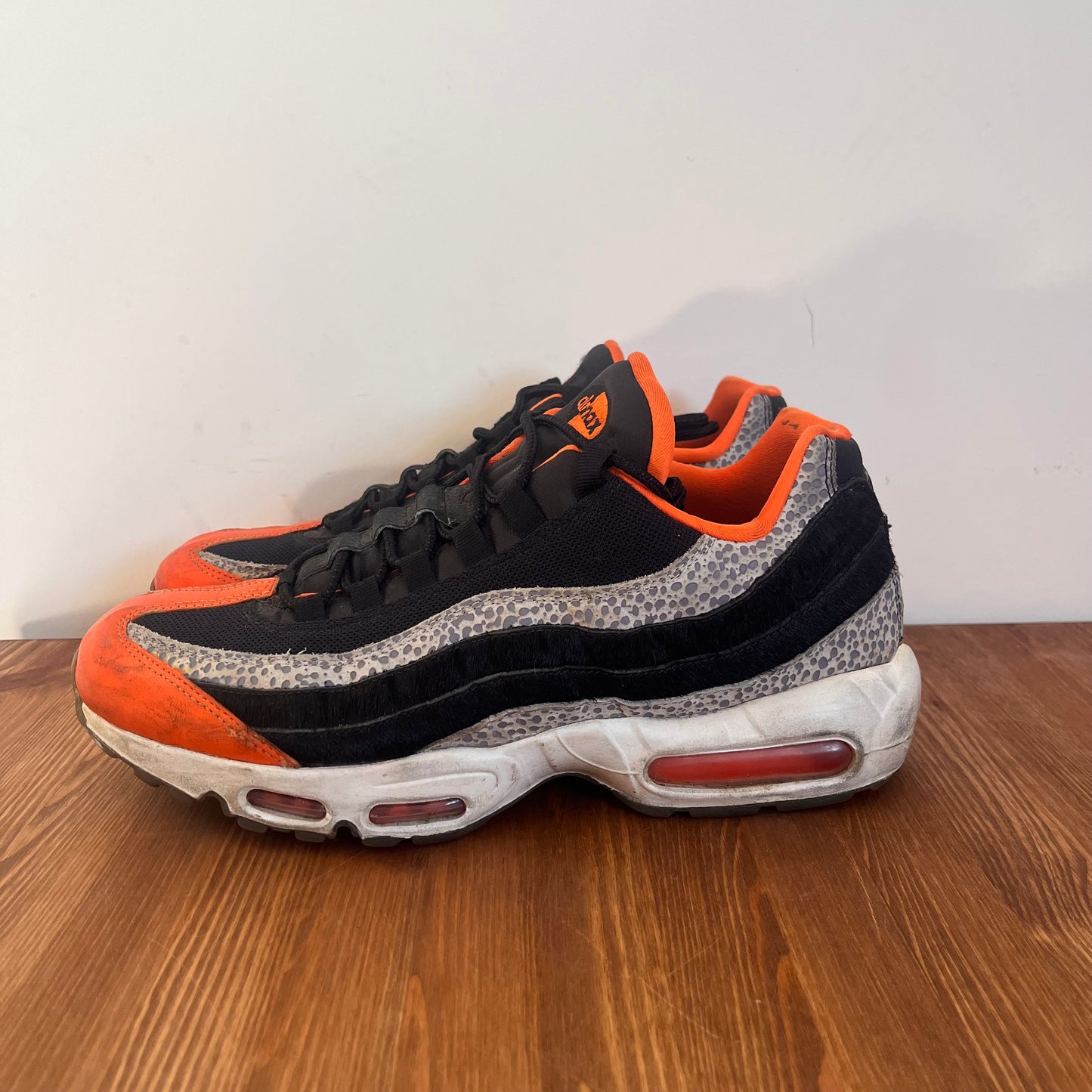 NIKE AIR MAX 95 SAFARI BLACK UK11 (USED)