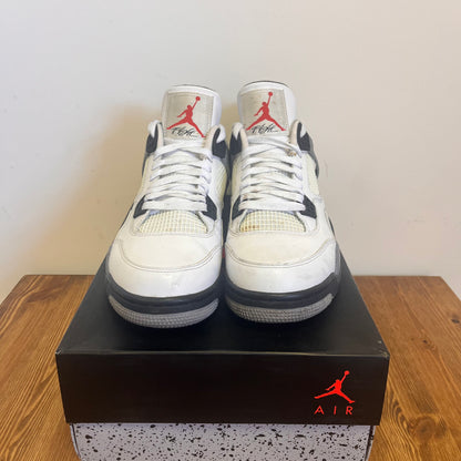 AIR JORDAN 4 WHITE CEMENT 2012 UK9 (USED)