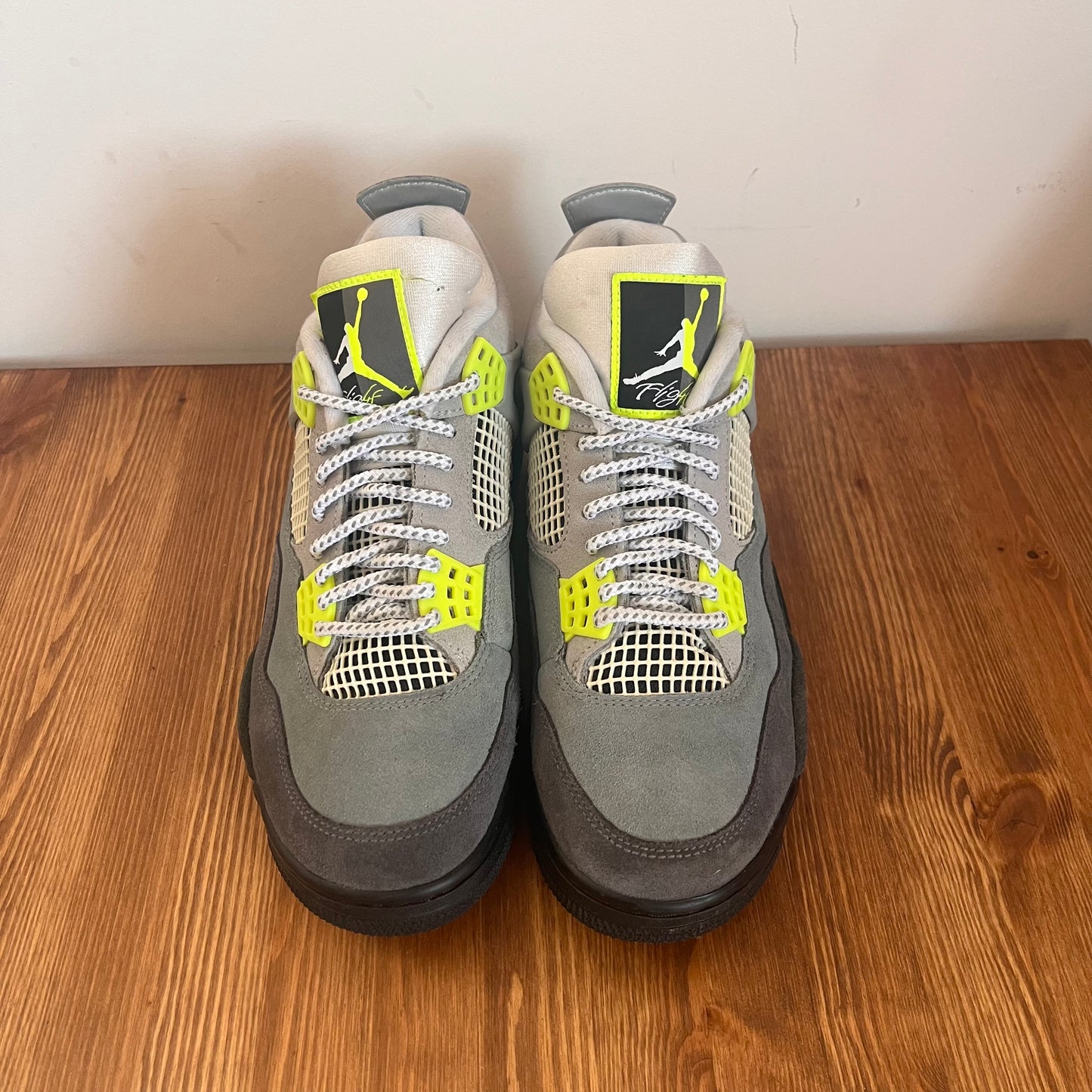 AIR JORDAN 4 NEON 95 UK6.5 (USED)