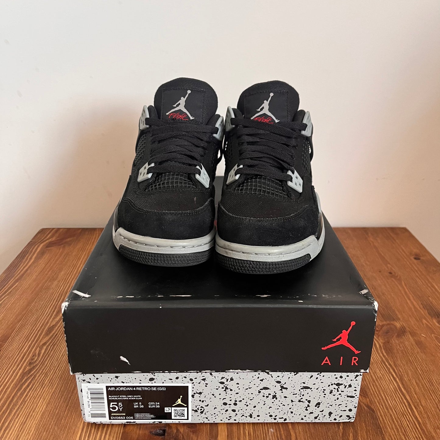 AIR JORDAN 4 BLACK CANVAS (GS) UK5 (USED)