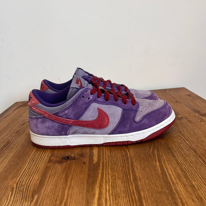 NIKE DUNK LOW PLUM UK9 (USED)