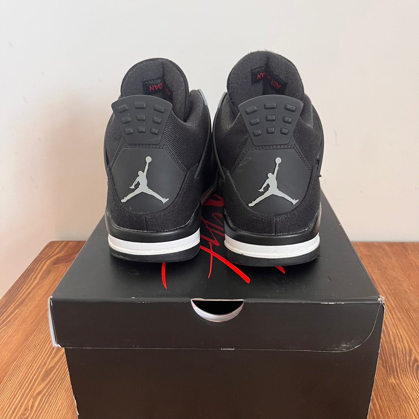 AIR JORDAN 4 BLACK CANVAS UK7 (USED)