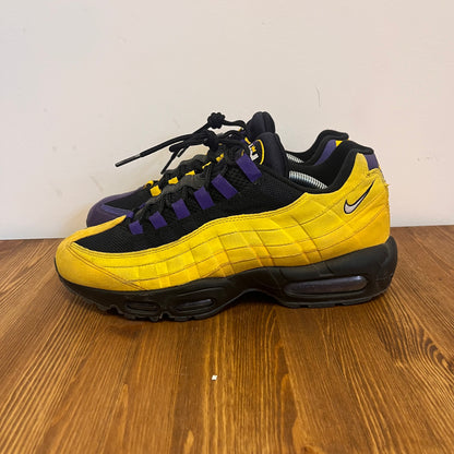 NIKE AIR MAX 95 LEBRON LAKERS UK9 (USED)