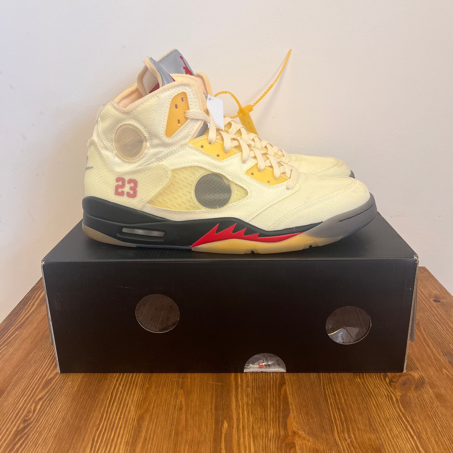 OFF-WHITE X AIR JORDAN 5 SAIL UK12 (USED)