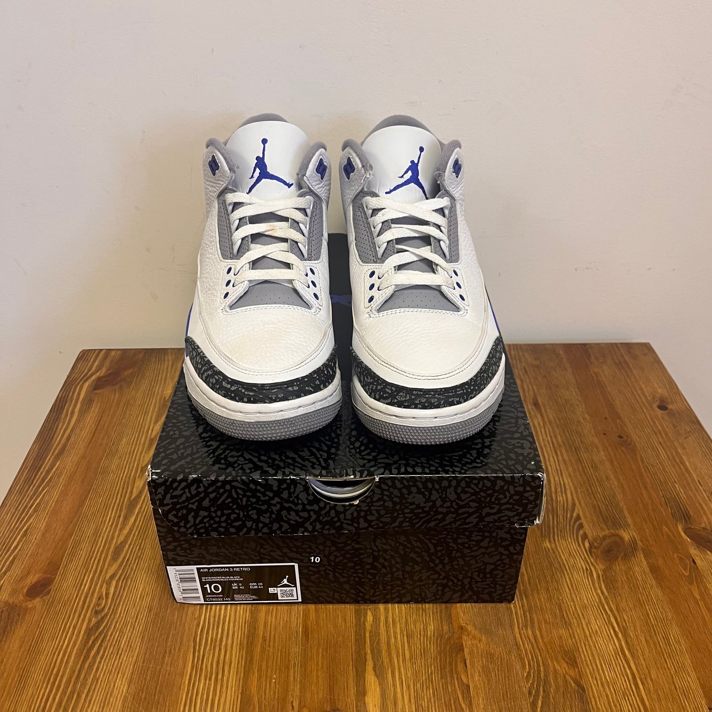 AIR JORDAN 3 RACER BLUE UK9 (USED)