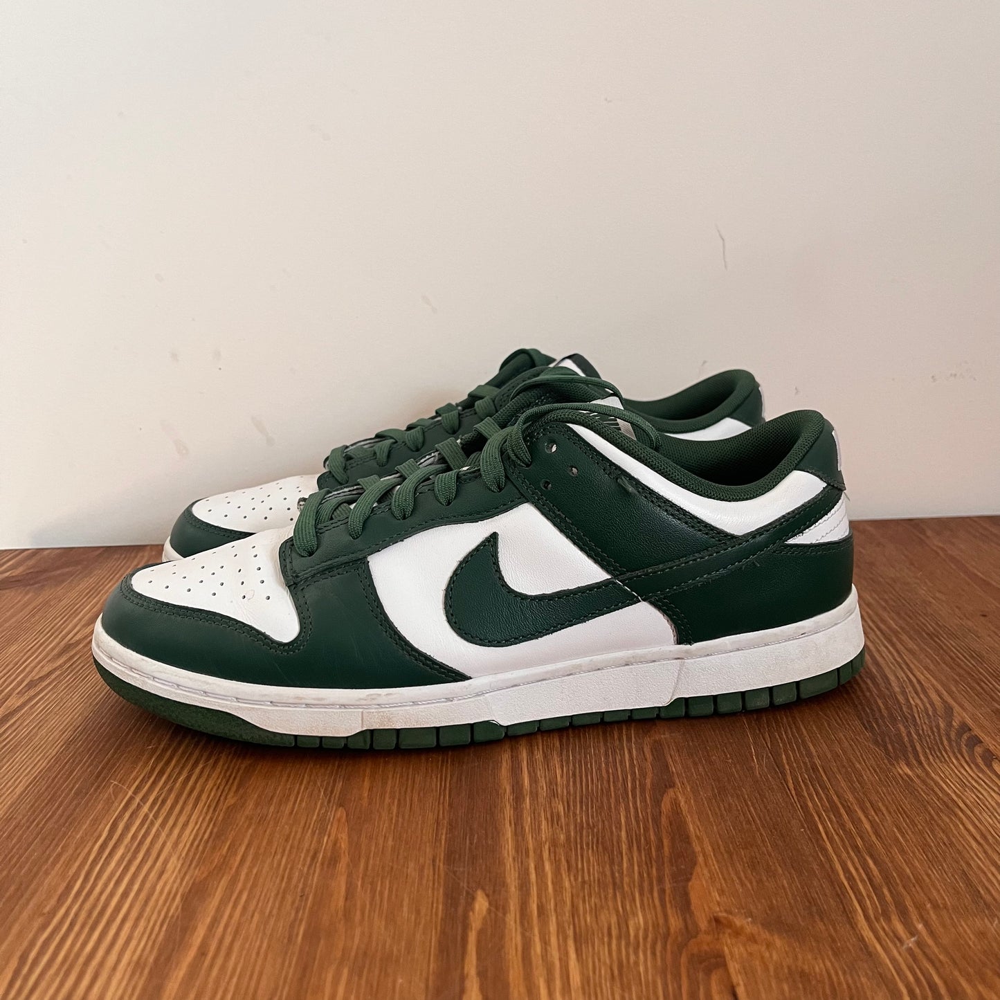 NIKE DUNK LOW MICHIGAN STATE UK9 (USED)