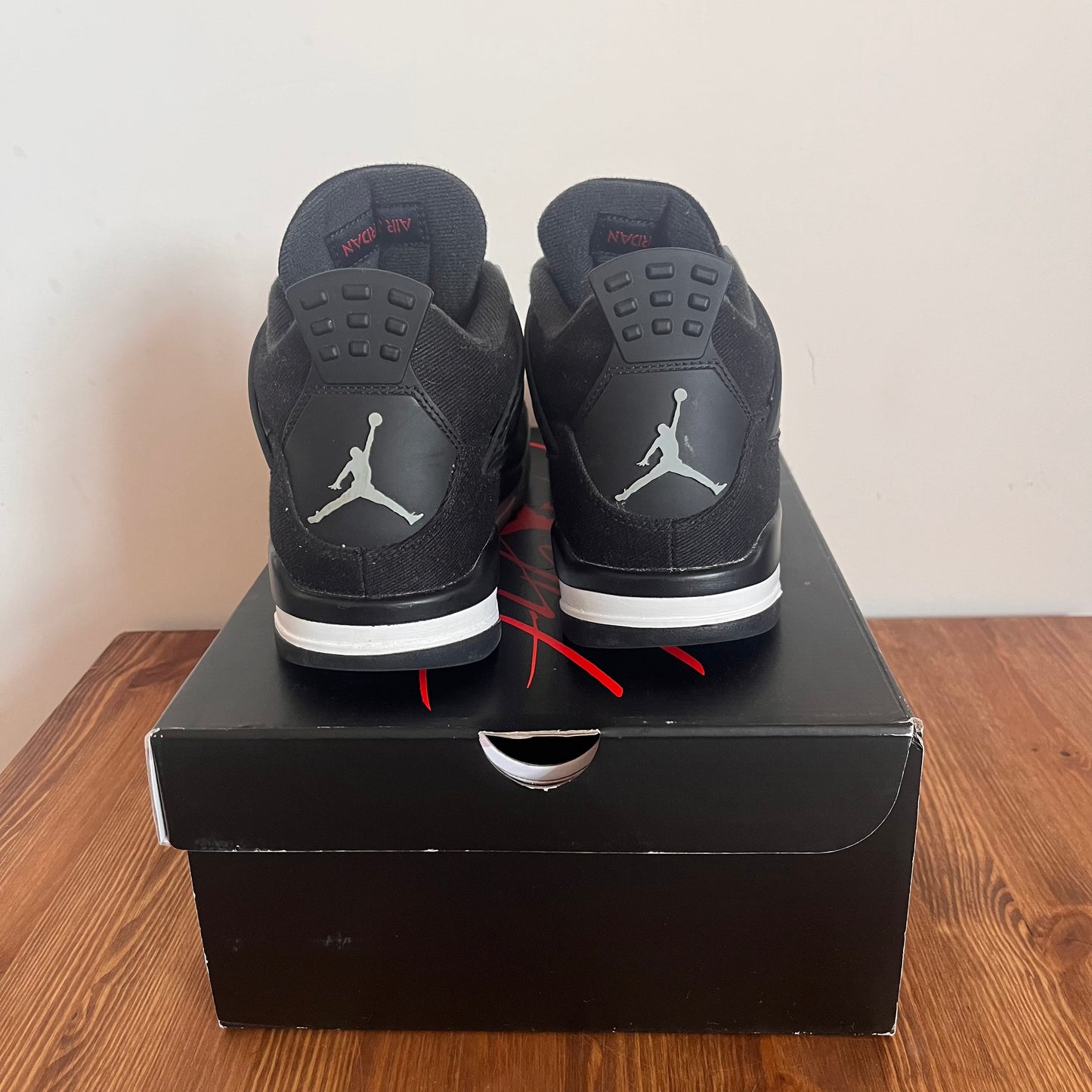 AIR JORDAN 4 BLACK CANVAS UK7.5 (USED)