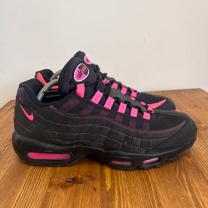 NIKE AIR MAX 95 PINK BLAST UK9 (USED)