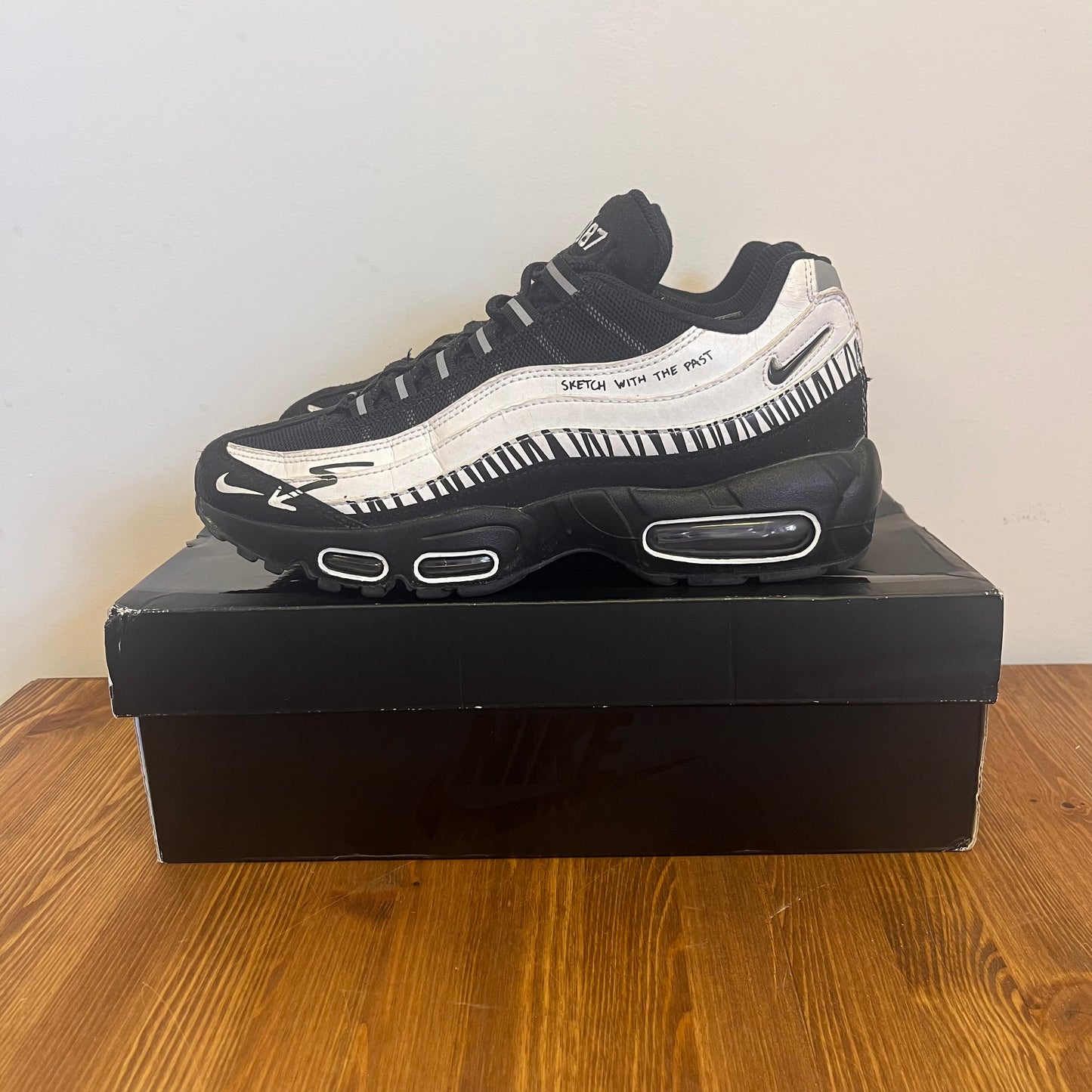 NIKE AIR MAX 95 SKETCH PACK UK6.5 (USED)