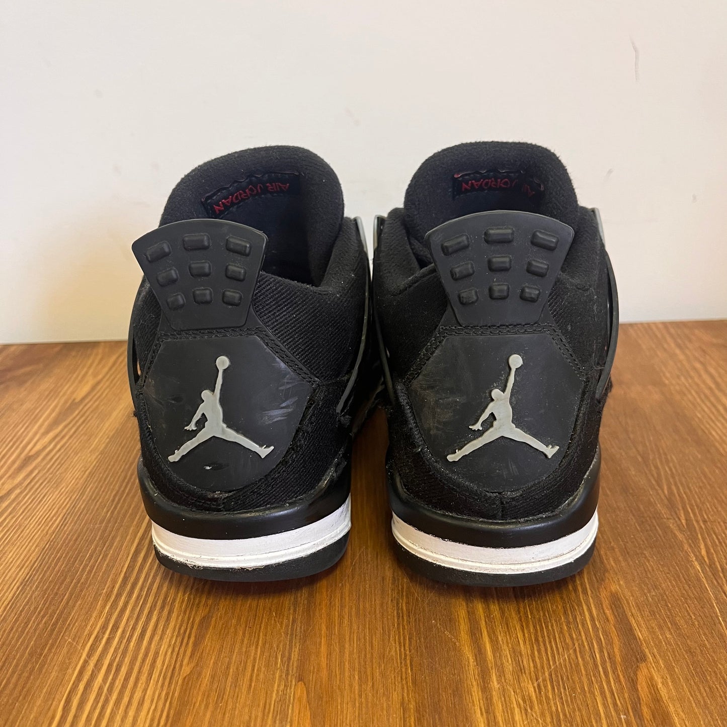 AIR JORDAN 4 BLACK CANVAS (GS) UK4 (USED)