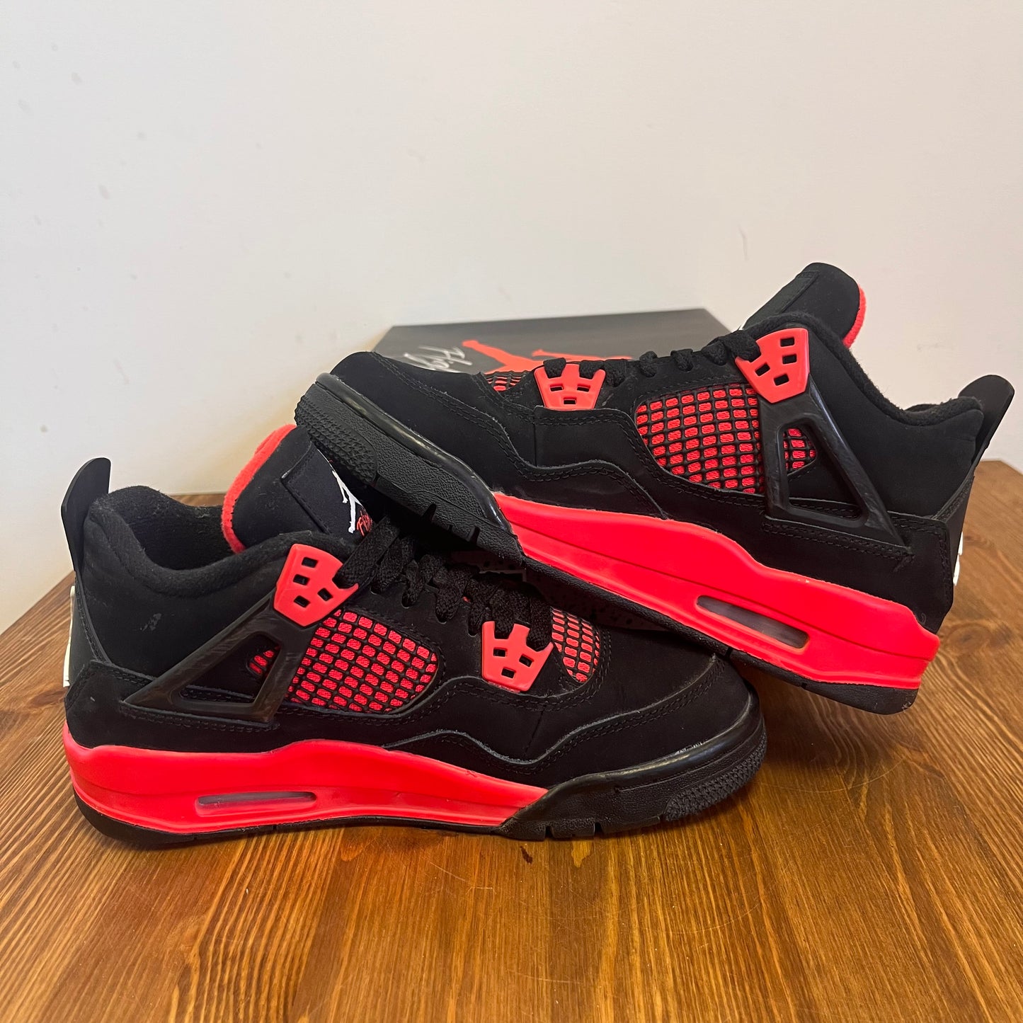 AIR JORDAN 4 RED THUNDER (GS) UK4 (USED)