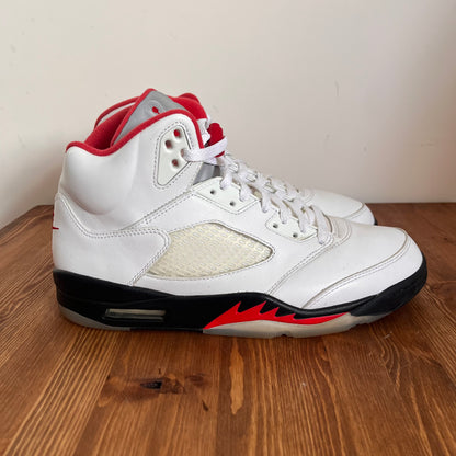 AIR JORDAN 5 FIRE RED 2020 UK9 (USED)